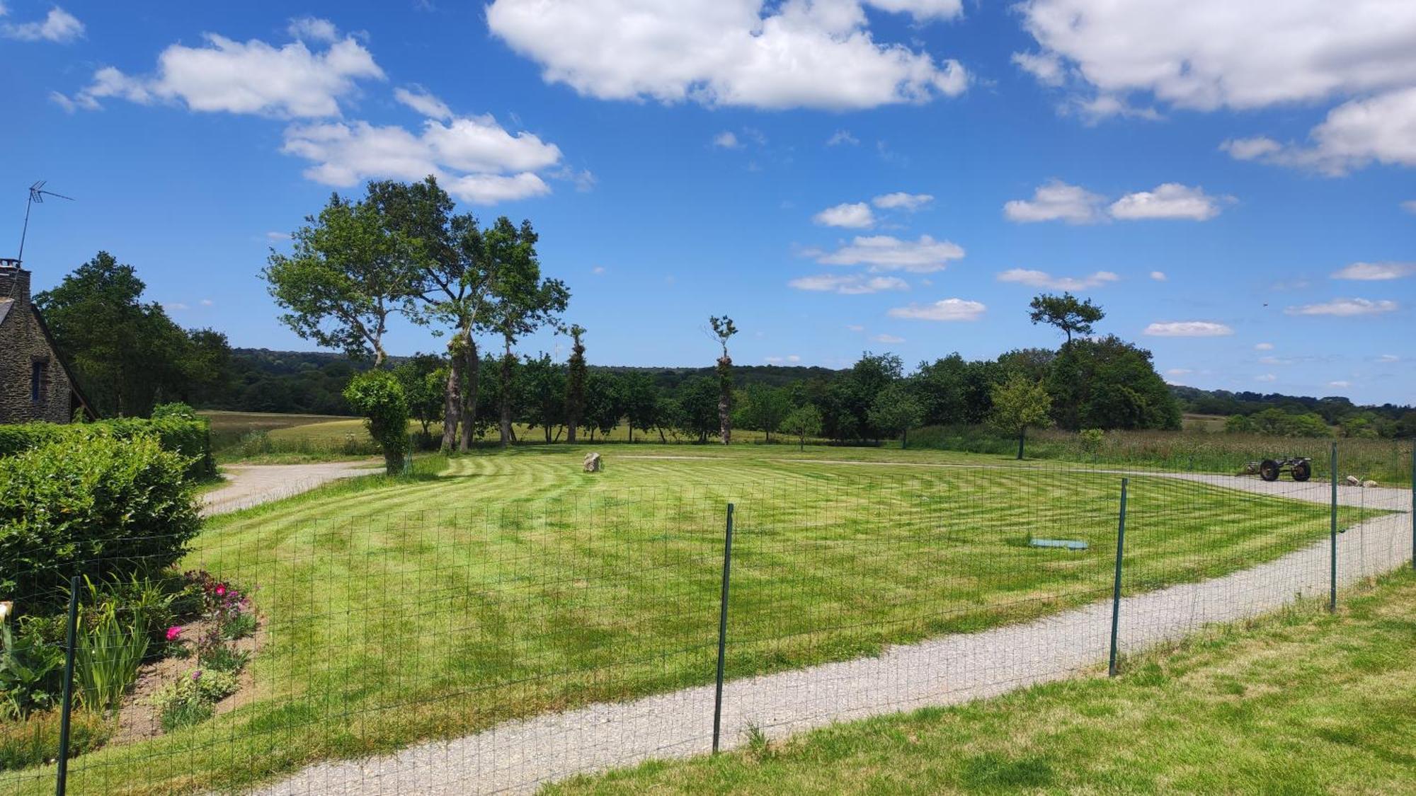 Broceliande Calme Breton, Spa, Wifi, Amazon-Disney Tv, 4 Lits, Freebox Revolution,Draps, Cafe, The Guer エクステリア 写真